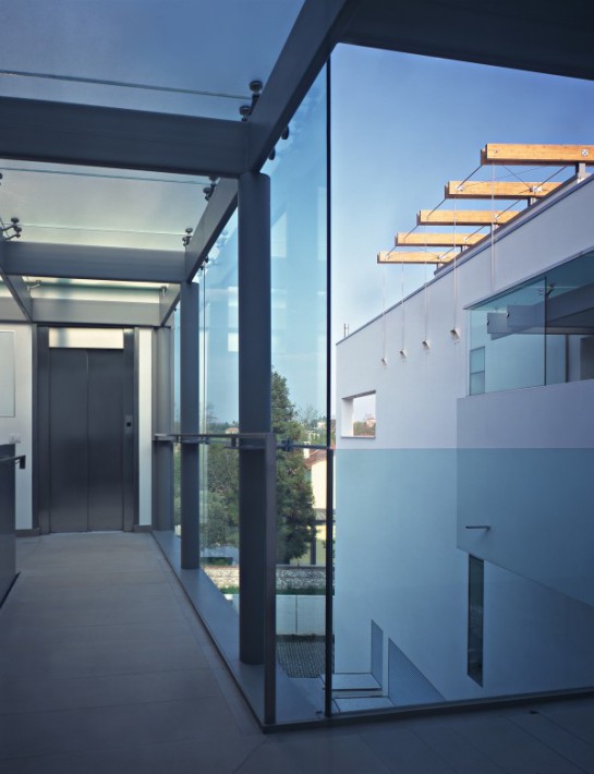 Facciate e coperture in vetro e metallo