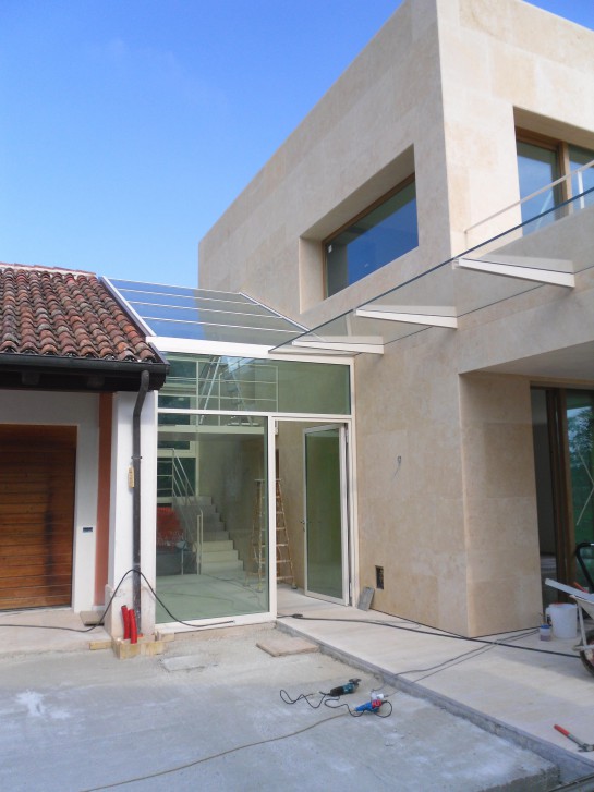 Facciate e coperture in vetro e metallo